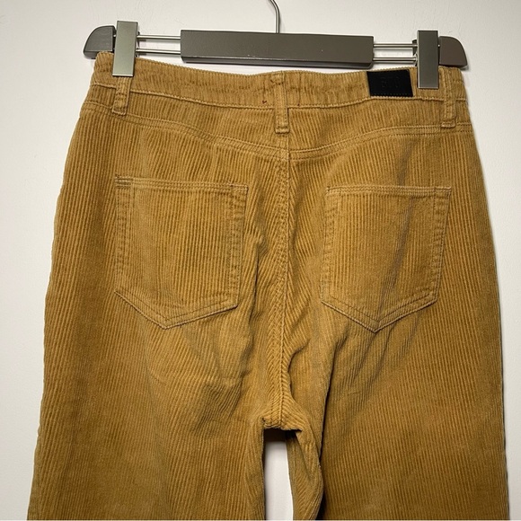 BDG Urban Outfitters Women’s Corduroy Mom Jeans Tan in Size 28 High-Rise Casual - Picture 8 of 11